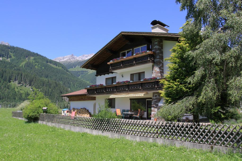 De Luxe - 140m² Apartment Elbigenalp